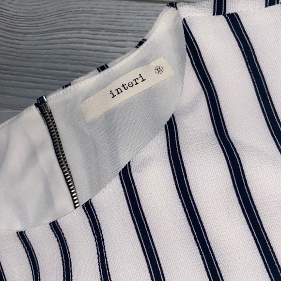 2-Piece Set - Picture 5 of 10